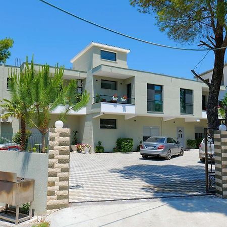 Hotel Vila Celaj Vlorë Exterior foto
