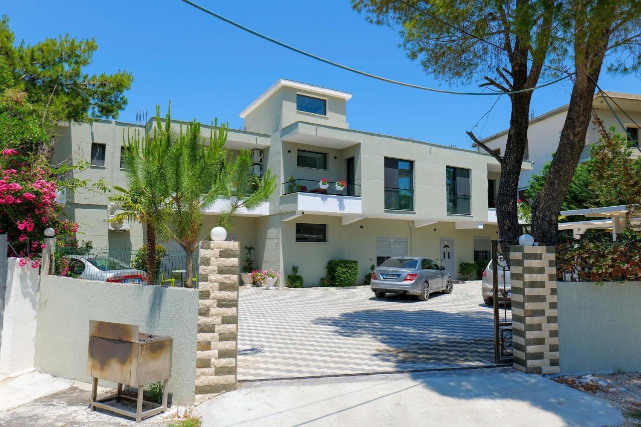 Hotel Vila Celaj Vlorë Exterior foto