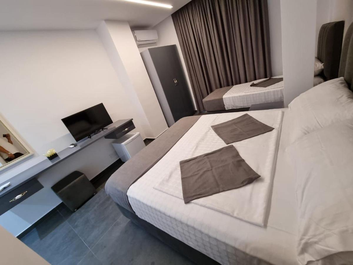 Hotel Vila Celaj Vlorë Exterior foto
